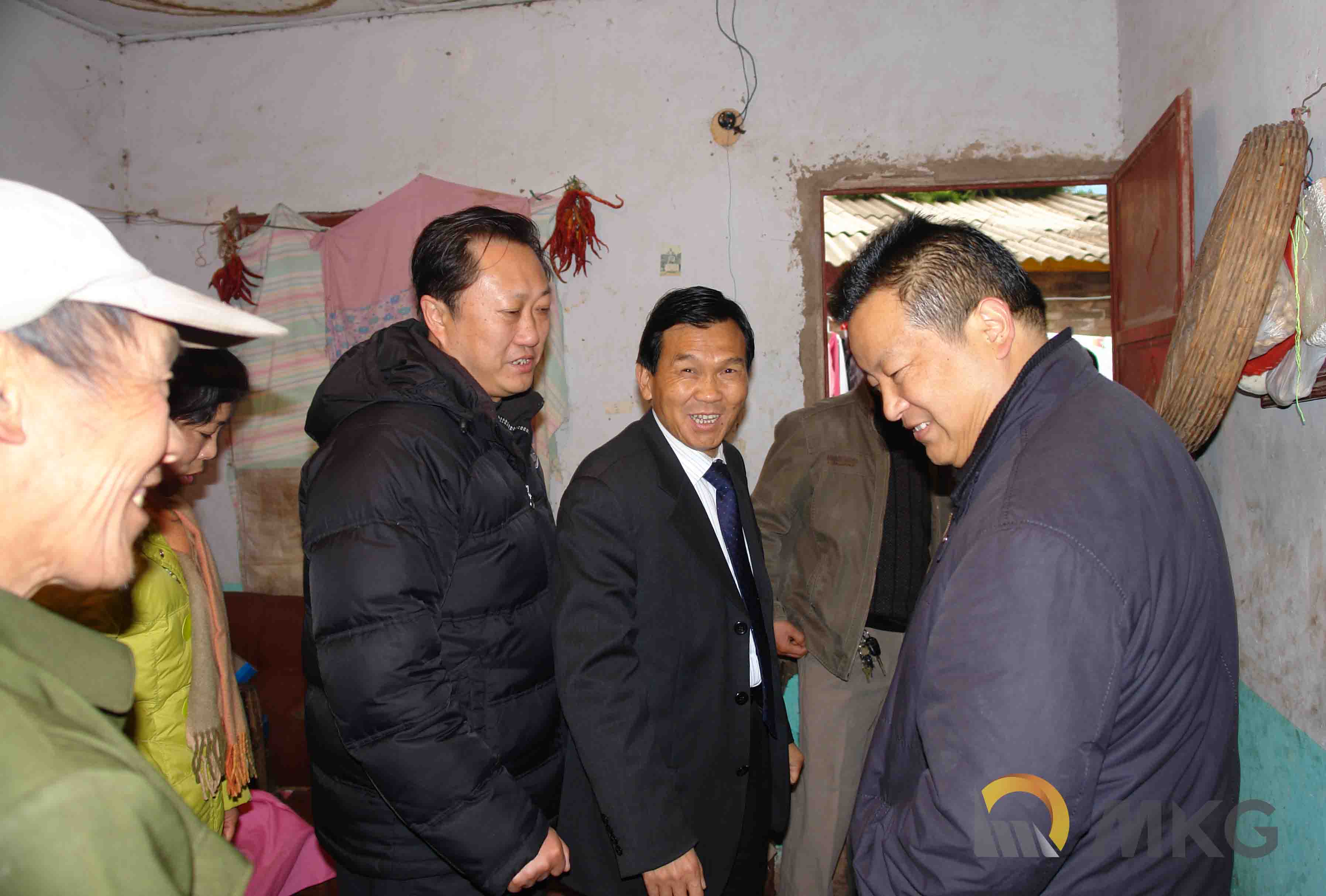 插入图片