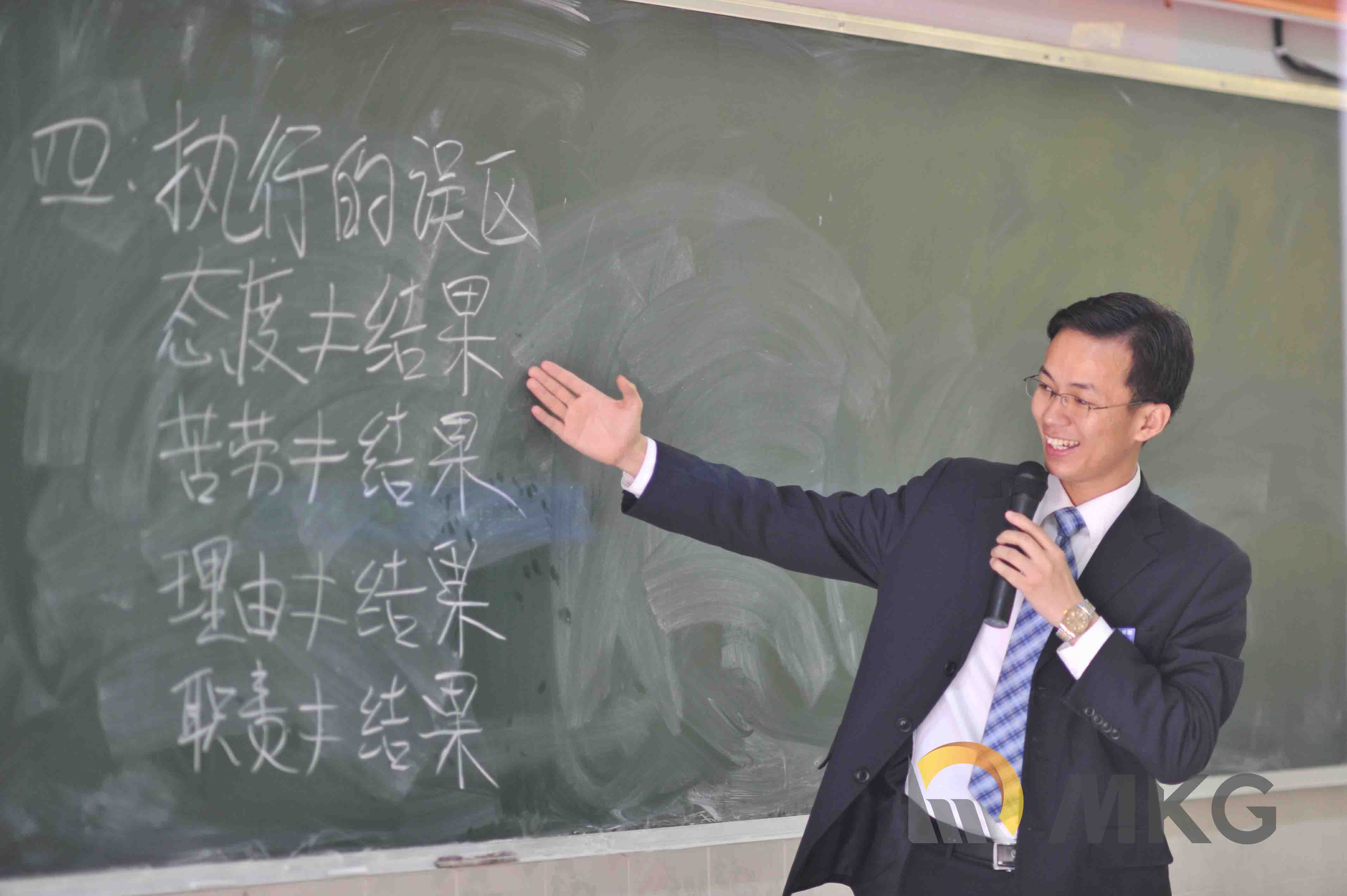 插入图片